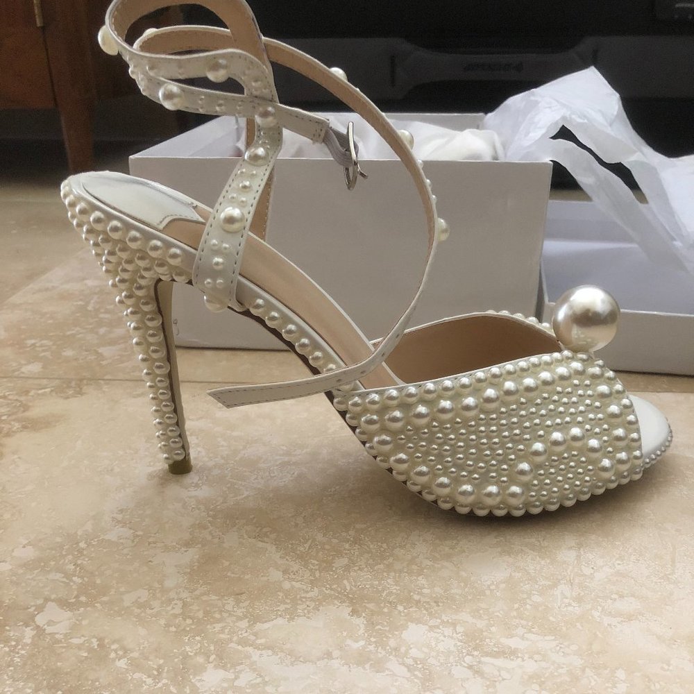 Empire 89 Pearl Stone Heels